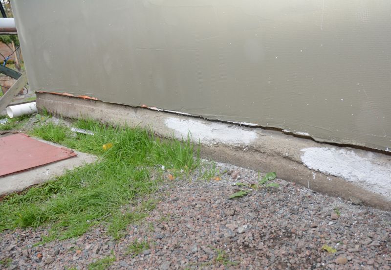 Foundation Cracks and Stabilization